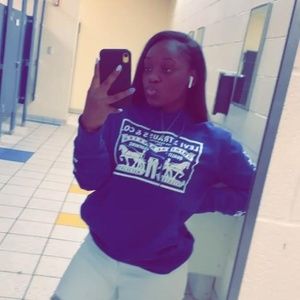 Meet your Posher, Cashae